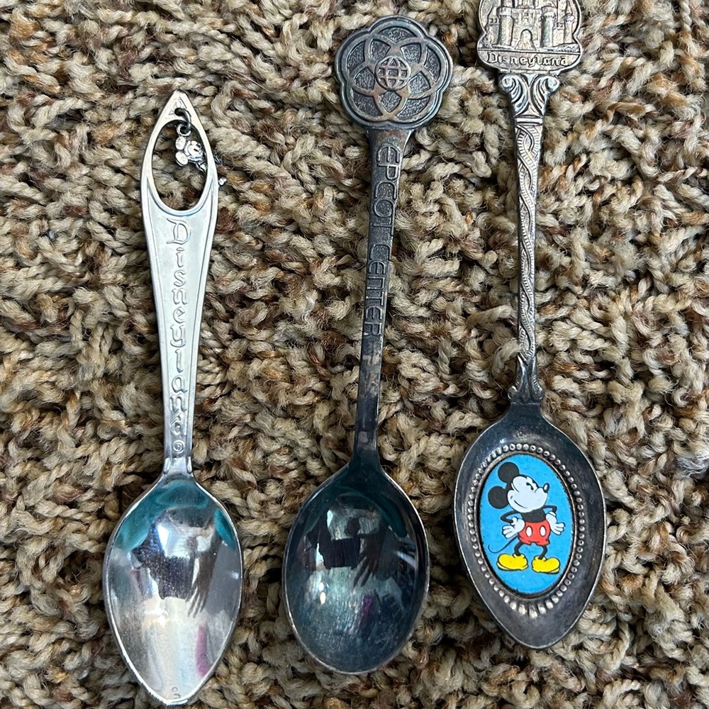Vintage Old Disney Collectible Souvenir Spoons 1969 & 1982 SP